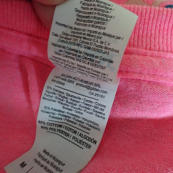 Gildan Women's Size M Pink S. Sleeve T-Shirt MOTHER'S DAY Blessed Girl Graphic - Picture 6 of 6